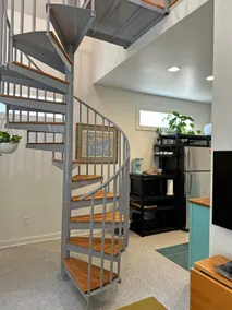 Mini Cooper Tiny House - walk to dinner, private - Image 2