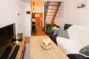 Cocon de la Cité – Free private parking - Image 5