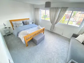 Sleeps 5/Stoke On Trent/Alton Towers/Waterworld - Image 3