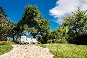 The BLAUE HAUS - surrounded by greenery - Image 4