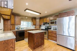 Waterfront Cottage - Image 3