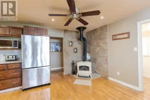 Waterfront Cottage - Image 4