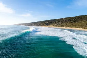 S o l s t i c e : ocean views - Image 5