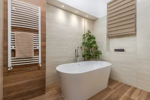 Kmety Deluxe Home with Sauna - Image 4