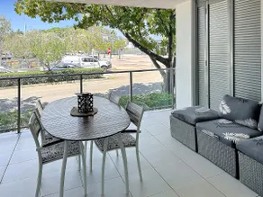 Blue on Blue Large 1 Bedroom Apartment, Pool, Wifi - Image 3