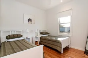Walter and Sarah’s cottage - Image 4