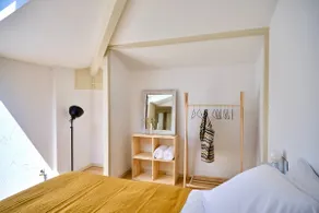 Ruben's Nest - Hostal Naou - Image 4