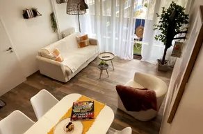 Fully renovated apartment close to the sea. - Image 2