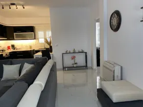 Family house near Lefkada - Image 5