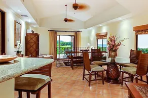 Condo vue océan avec terrasse jardin dans la belle Reserva Conchal - Image 5