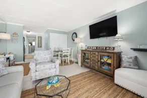 Luxury Oceanfront Escape! - Image 5