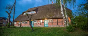 Thatched cottage with Elbe river view - Image 3