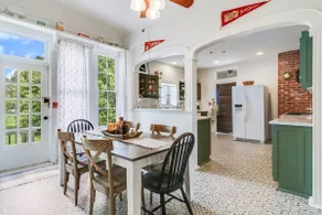 Historic 5BR/5BA Home on Bayou - Luxury Getaway! - Image 3