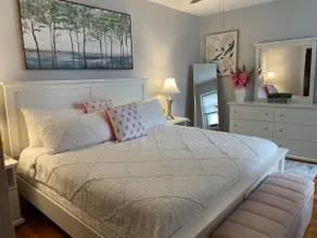 2.4 miles to Salem Spacious &1st Floor near beach2 - Image 3