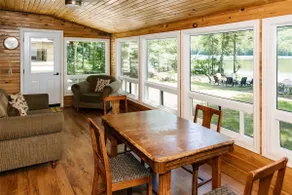 Albion Waterfront Cottage - Image 3