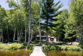 Albion Waterfront Cottage - Image 2