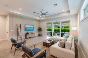 Mimosa Manor 4-4 Luxury Home Near Vanderbilt Beach - Image 4