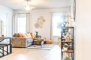 iLove CityLife • Magnolia Charm • Pets Welcome! - Image 4