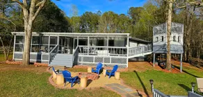 Peaceful Pond Retreat - Image 2