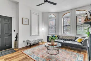 The Smith Victorian | 2BR Brownstone Apartment - Image 2