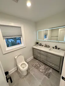 Van Zant Townhouse Apt #2 - Image 3