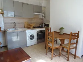 village house - Image 3