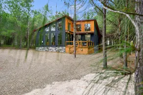 The Ember House - Luxury Honeymoon Cabin - Image 1