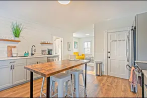 Downtown Mystic, Private Deluxe 2BR + Parking - 4B - Image 4
