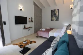 Fox Studio, Corfu - Image 4