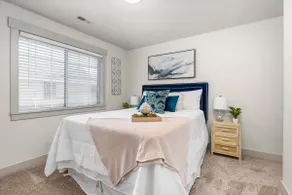Sunrise Condo - Image 4
