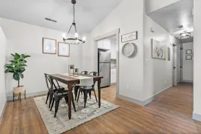 Sunrise Condo - Image 2