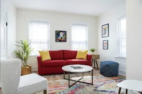 Mystic Renovated Open Plan - Walk Everywhere - 9A - Image 3