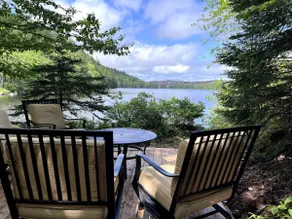 Spacious Lakefront Suite outside Halifax - Image 2
