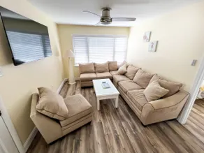 Beach House - Downtown OCNJ - Sleeps 12 - Image 5