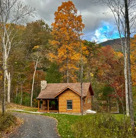 Cabin On The Creek - Image 4