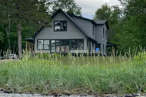 Oceanfront Trenton 4bd, 2.5 br - Image 3
