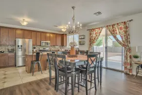 Modern Living/ 100% Solar - Image 2