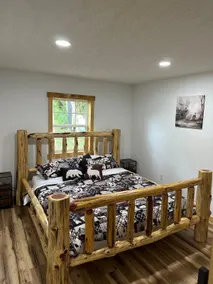 Indian Crossing Cabin - Image 2