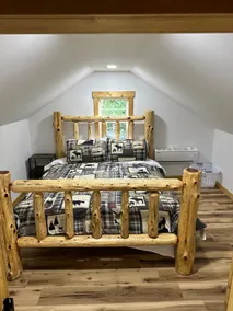 Indian Crossing Cabin - Image 3