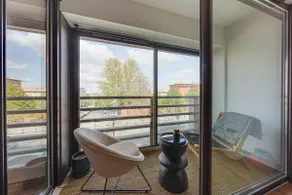Downtown suite, parking, loggia, elevator, quiet - Image 5