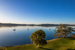 Entire Level 1 of Waterfront House/Panoramic Views - Image 4
