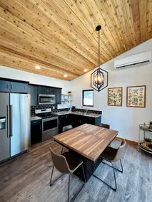Beautiful Bungalow Next to Custer State Park - Image 2