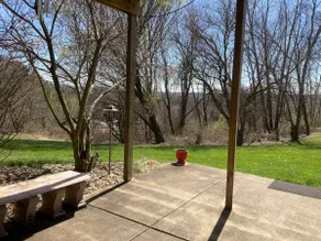 N & M Retreat - Image 5