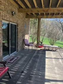 N & M Retreat - Image 4