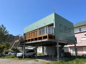 A rare property where you can rent the entire building and have the vast ocean view all to yourself - Image 2
