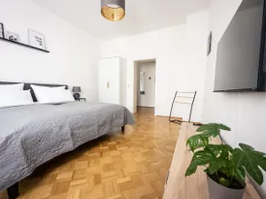 Modern 3-room apartment with Netflix and balcony - Image 3