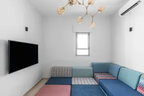 The Beach House - Image 2