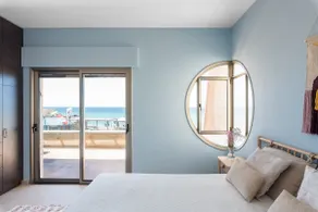 The Beach House - Image 3