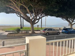 Beachfront House on 1st Line - Image 3