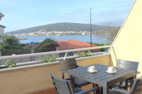 Exclusive oceanfront accommodation - Image 2